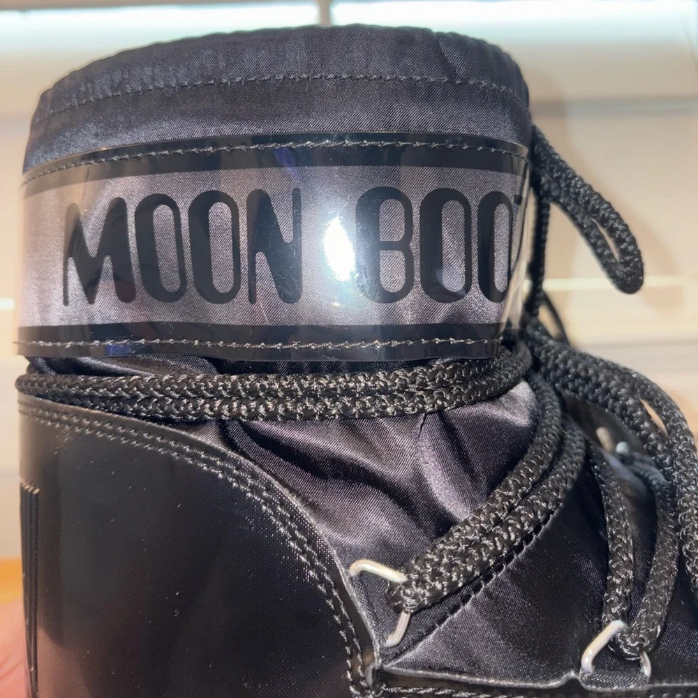 Moon Boot ICON LOW GLANCE BLACK SATIN BOOTS - Picture 13 of 13